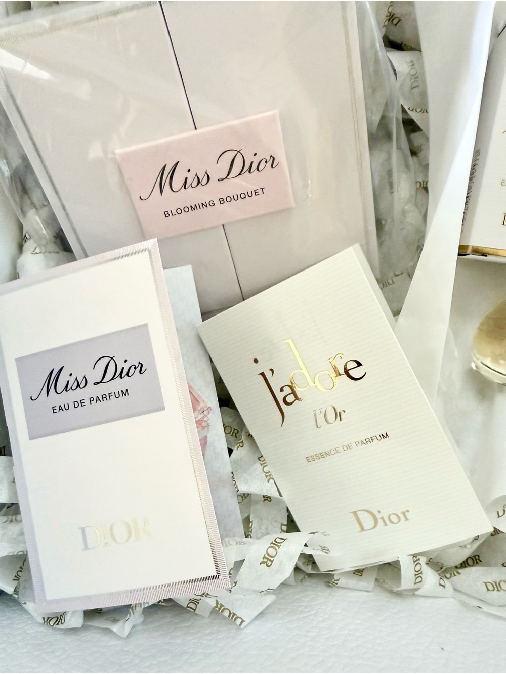Dior Blooming bouquet mini set and J'adore mini. - Picture 4 of 5